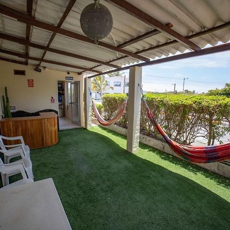 Hostal Gladismar Puerto Villamil Exterior foto